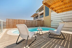 10 outdoor pools - MAMAD - Sea View Beach Penthouse by Sea N' Rent (Eilat)