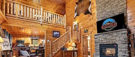 Smart TV, fireplace