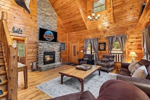 Smart TV, fireplace