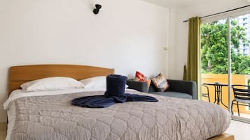 Superior Double Room, City View | In-room safe, WiFi (free)