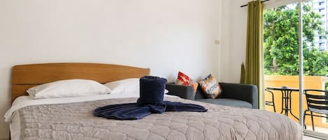Superior Double Room, City View