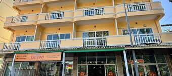 K2 Seaside Suites