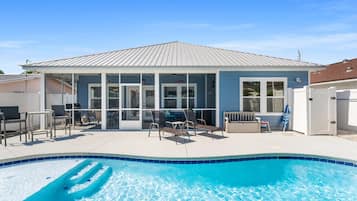 House, Pool View | Private pool
