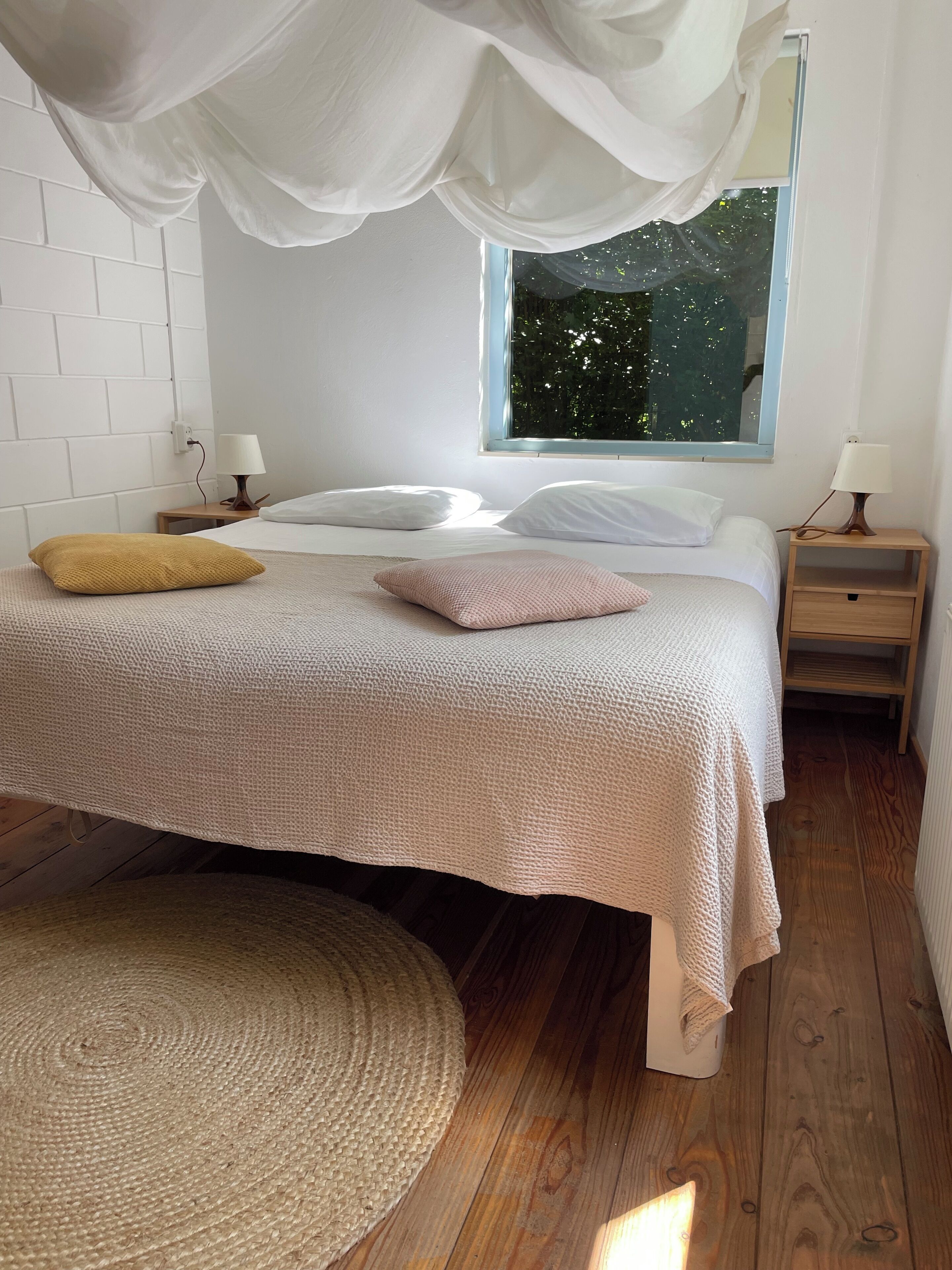 2 chambres, Wi-Fi gratuit, draps fournis