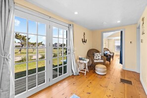 Interior - Charming Seaside Cottage  Sleeps 9 with WiFi, AC, 2 Min Walk to a Private Beach (Sandwich)