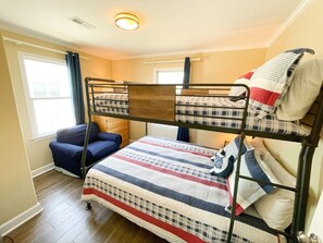 3 habitaciones, wifi gratis y ropa de cama 