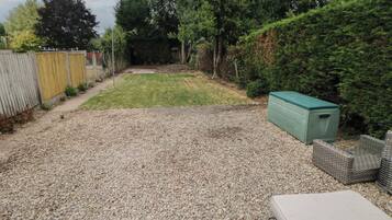 Cottage | Property grounds