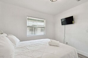 2 habitaciones, tabla de planchar con plancha y wifi gratis 