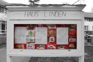 Exterior - Hotel Haus Linden (Ostseebad Prerow)