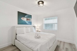 1 bedroom, iron/ironing board, free WiFi, bed sheets - New Treasure Island Gem (Treasure Island)