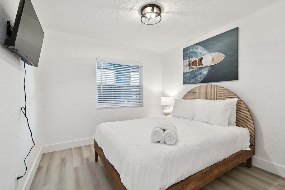 1 bedroom, iron/ironing board, free WiFi, bed sheets