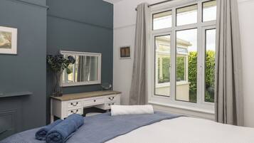 3 bedrooms, individually decorated, individually furnished, free WiFi