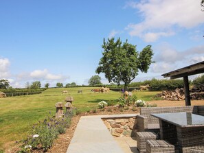 Cottage | Tempat makan outdoor