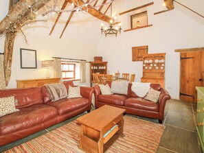 Living area - The Long House (Oswestry)