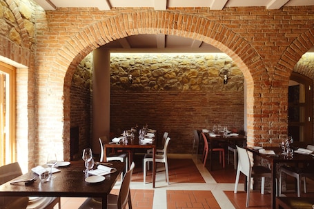 Restaurant. Vulcano Monticchio