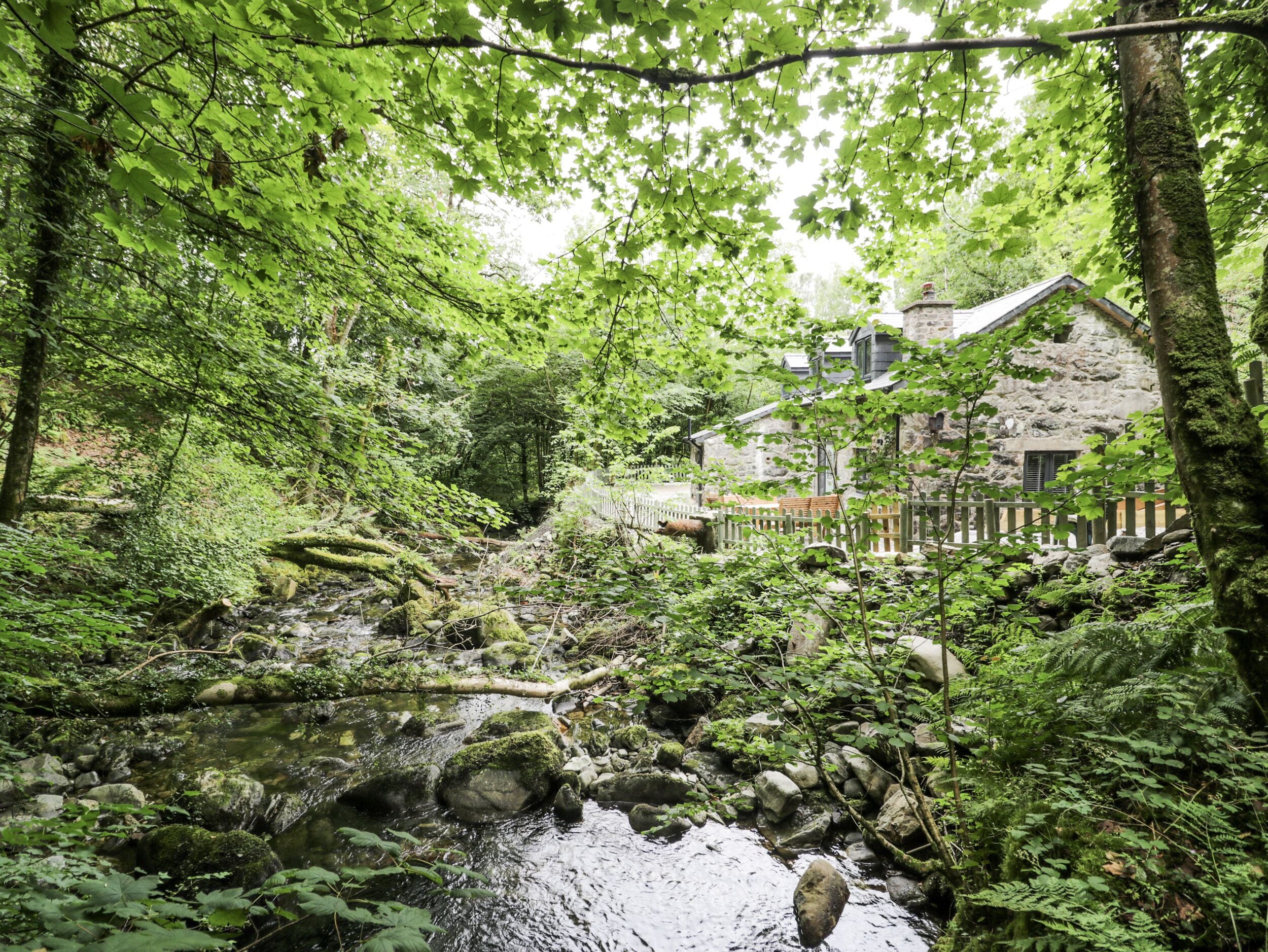 Casa rural | Àrea exterior de l'allotjament