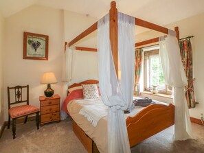 4 bedrooms, individually decorated, individually furnished, free WiFi - Orchard View (Ashbourne)