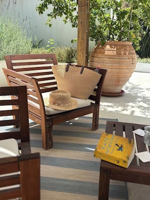 House | Terrace/patio