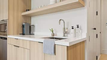 Fridge, microwave, coffee/tea maker, highchair