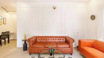 Apartment (2 Bedrooms) | Living area | TV