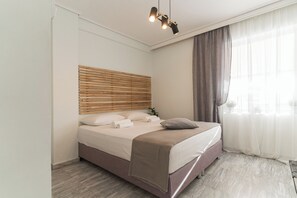 2 slaapkamers, een strijkplank/strijkijzer, wifi, beddengoed