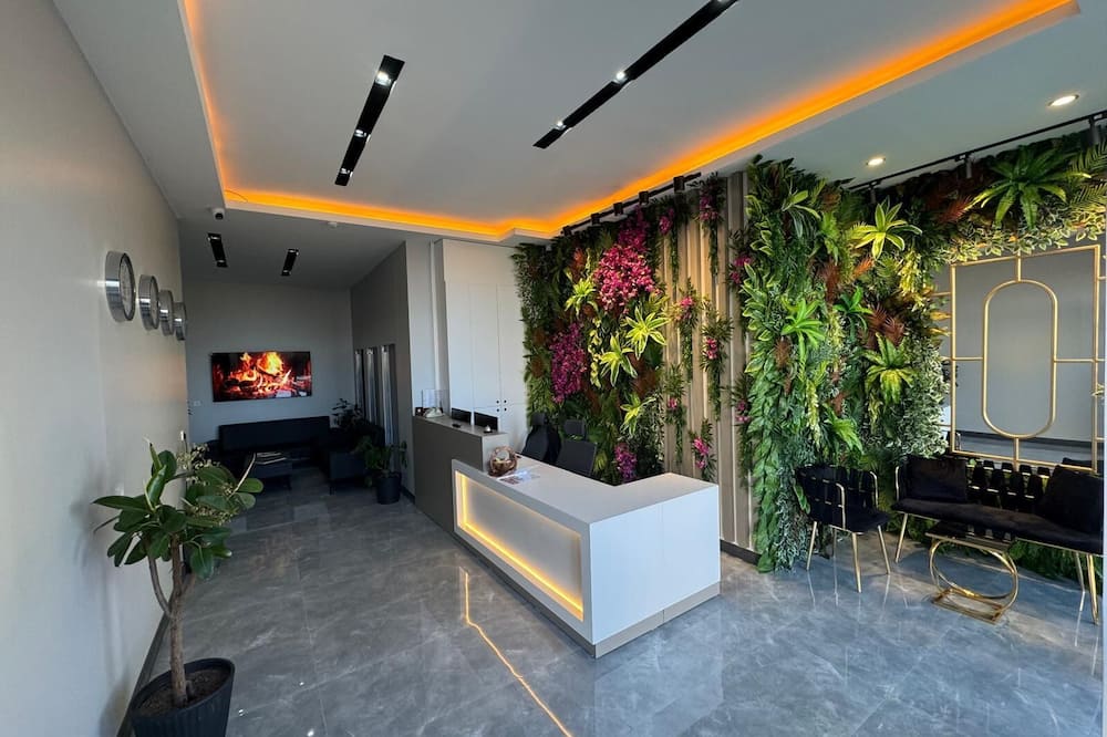 Fourpoints Airport Hotel