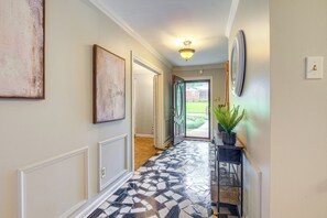 House (3 Bedrooms) | Interior - Walk to Graceland: Spacious Memphis Home! (Memphis)