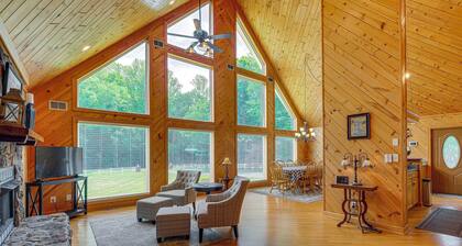 Lake Anna Retreat w/ Dock Access: Boating & Bbqs!