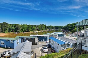 Interior - Lake View Tiny Home w/ Pool Access (Sherrills Ford)