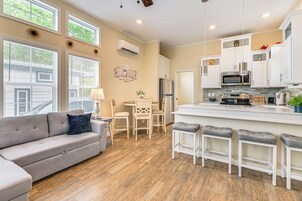 House (1 Bedroom) | Interior