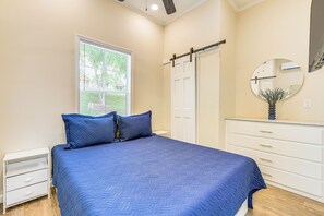 House (1 Bedroom) | Interior - Work Close to Home at This Lake-view Retreat (Sherrills Ford)