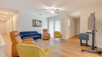 House (5 Bedrooms) | Interior