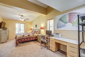 Casa (Multiple Bedrooms) | Interior