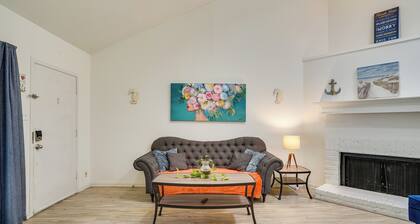 < 2 Mi to White Rock Lake: Condo w/ Pool!
