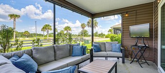 Designer Home Near Brownwood w/ Golf Cart