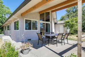 House (3 Bedrooms) | Front of property