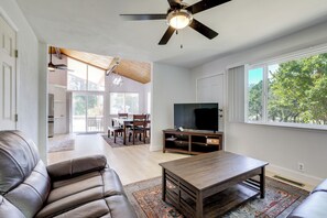 منزل (3 Bedrooms) | المنشأة من الداخل