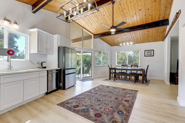 House (3 Bedrooms) | Interior - 4 Mi to Folsom Lake: Modern Home w/ Patio! (Granite Bay)