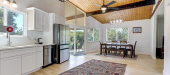 4 Mi to Folsom Lake: Modern Home w/ Patio!