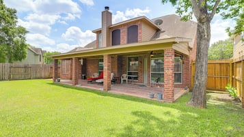 House (4 Bedrooms) | Interior