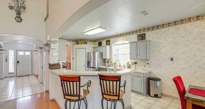 12 Mi to Dtwn Houston: Family-friendly Home!