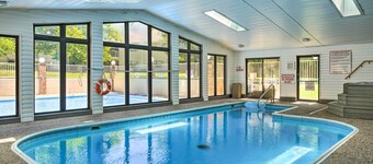 1 Mi to 76 Strip: Family Condo in Branson!