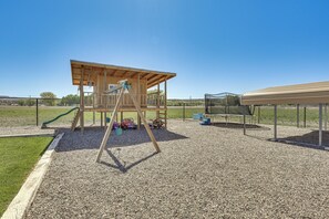 House (4 Bedrooms) | Interior - 10 Mi to Aztec Ruins: Family Home w/ Large Yard! (Aztec)