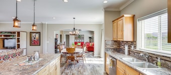 10 Mi to Aztec Ruins: Family Home w/ Large Yard!