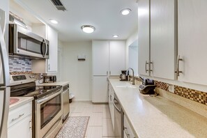 Apartment (2 Bedrooms) | Interior - Pool & Trail Access On-site: Modern Austin Condo! (Austin)