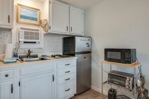 Apartment (0 Bedroom) | Interior - Beachfront Unit 17 Right on Old Orchard Beach! (Old Orchard Beach)
