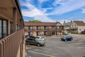 Apartment (0 Bedroom) | Interior - Beachfront Unit 17 Right on Old Orchard Beach! (Old Orchard Beach)