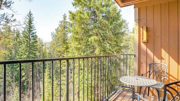 Apartment (2 Bedrooms) | Front of property