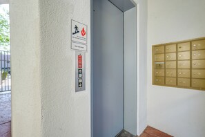 อพาร์ทเมนท์ (3 Bedrooms) | ภายใน