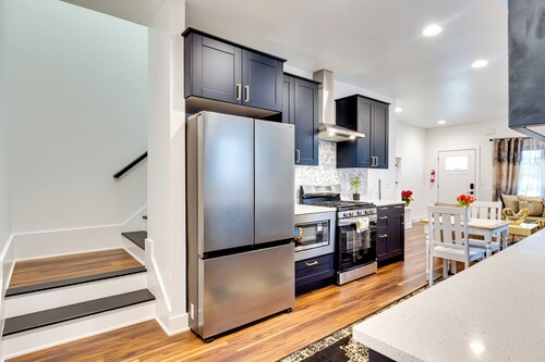 Central Indy Retreat In Walkable Location!